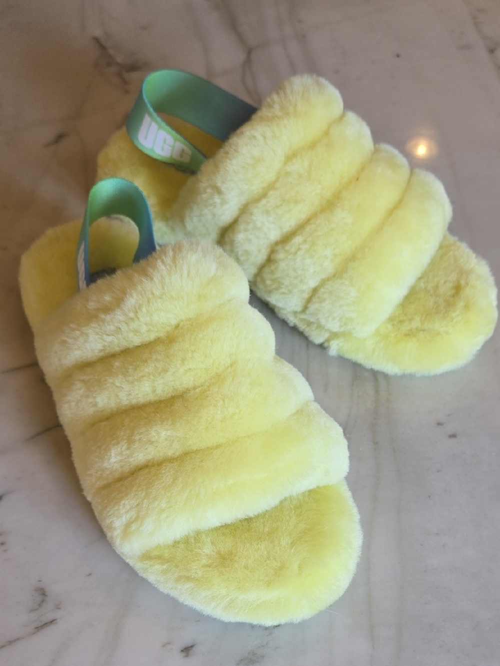 UGG Fluff Yeah Neon Yellow Slide Slipper Sandals Unisex 4 Womens 6-6.5